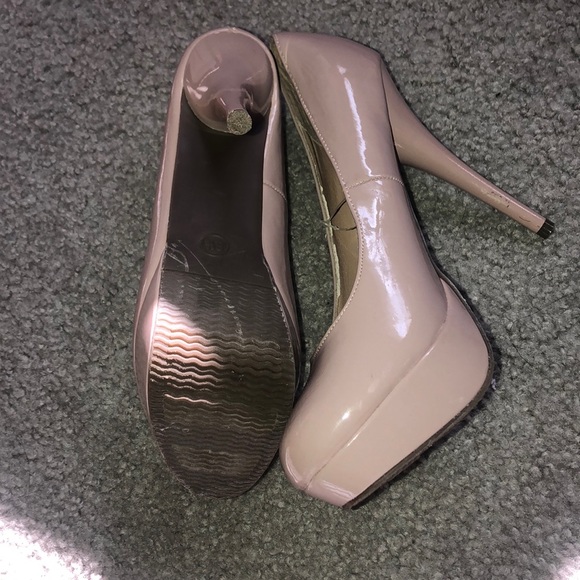 Nude pumps - Picture 3 of 4